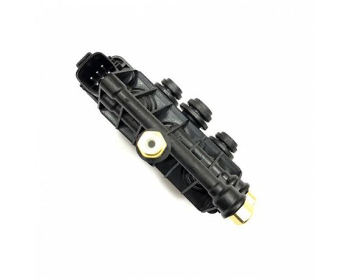 Блок клапанов пневмоподвески  для Land Rover Discovery 3 L319 (2004-2009)