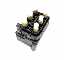 Блок клапанов пневмоподвески для Audi A8 D3 (2003-2010)