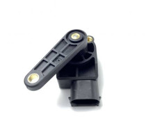 Задний датчик регулировки дорожного просвета для Audi Q7 (2005-2015)