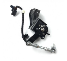 Датчик задний левый регулировки дорожного просвета для Lexus GX460 (2010-2020)